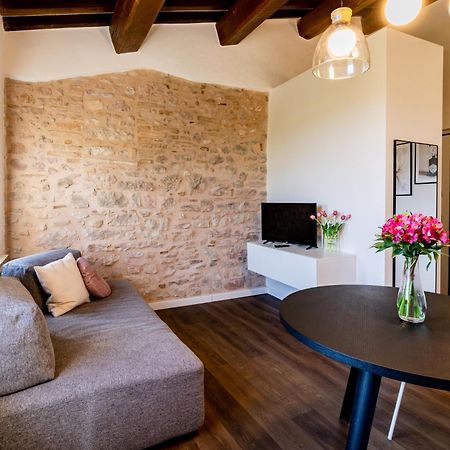Incanto A Spello: Raffinato Appartamento Per Due Bagian luar foto
